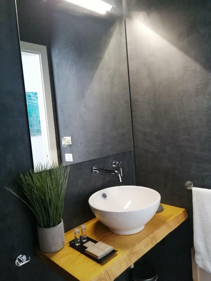 B&B Sea Salt แตร์ราซีนี ภายนอก รูปภาพ
