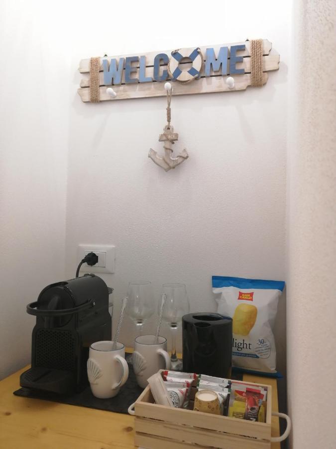 B&B Sea Salt แตร์ราซีนี ภายนอก รูปภาพ