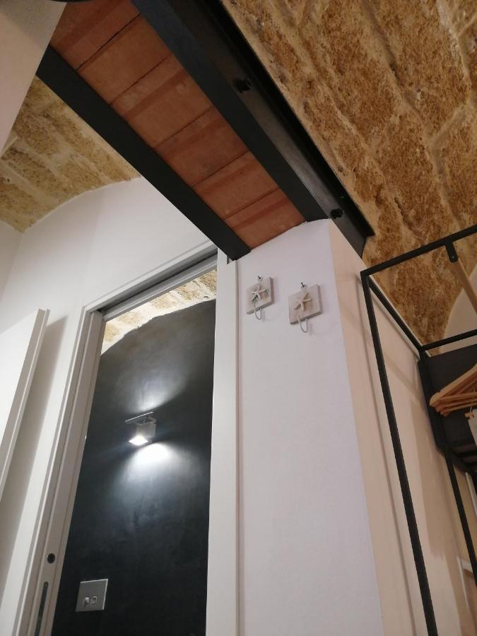 B&B Sea Salt แตร์ราซีนี ภายนอก รูปภาพ